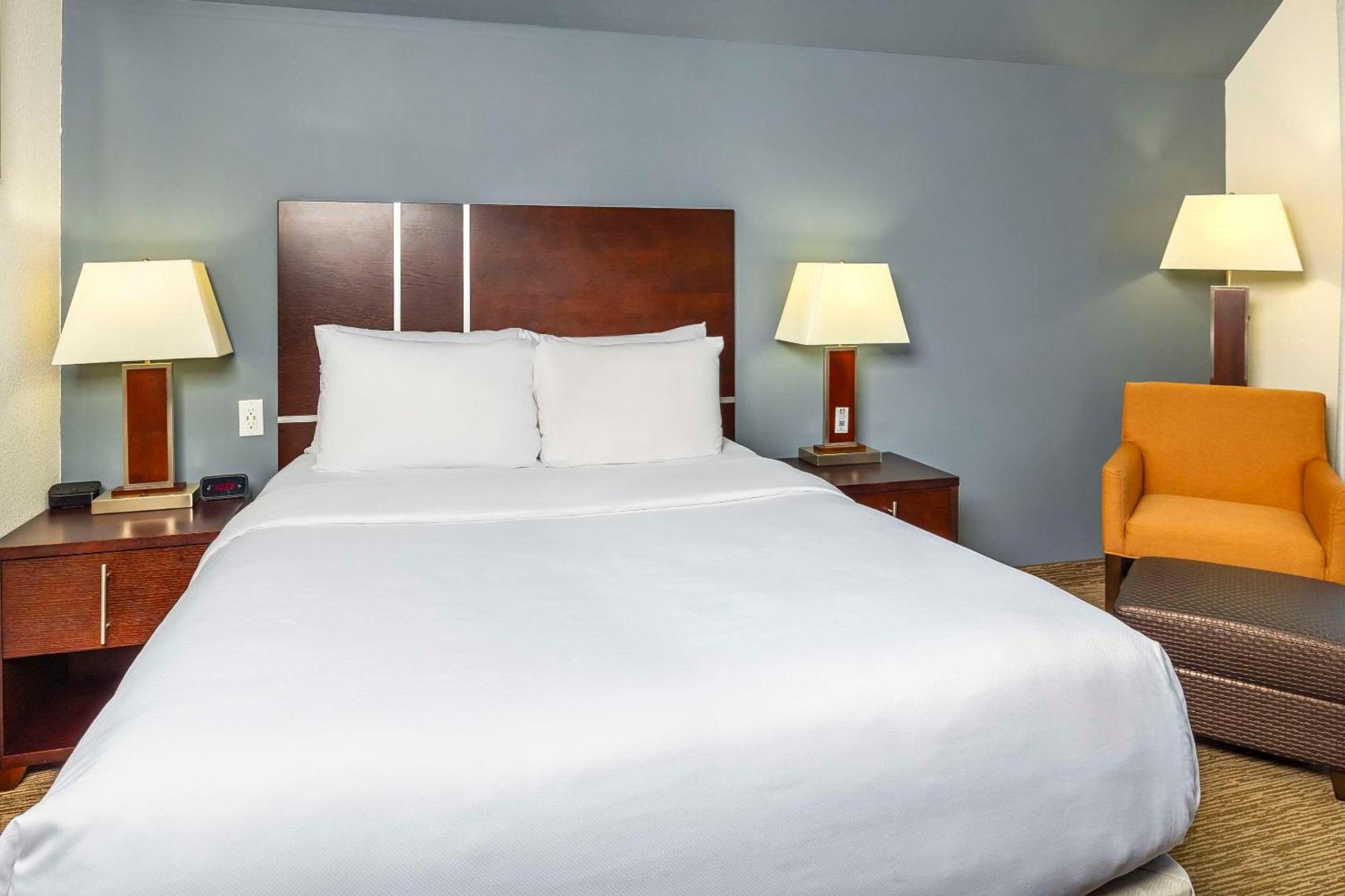 Comfort Inn & Suites Йорктон Екстер'єр фото