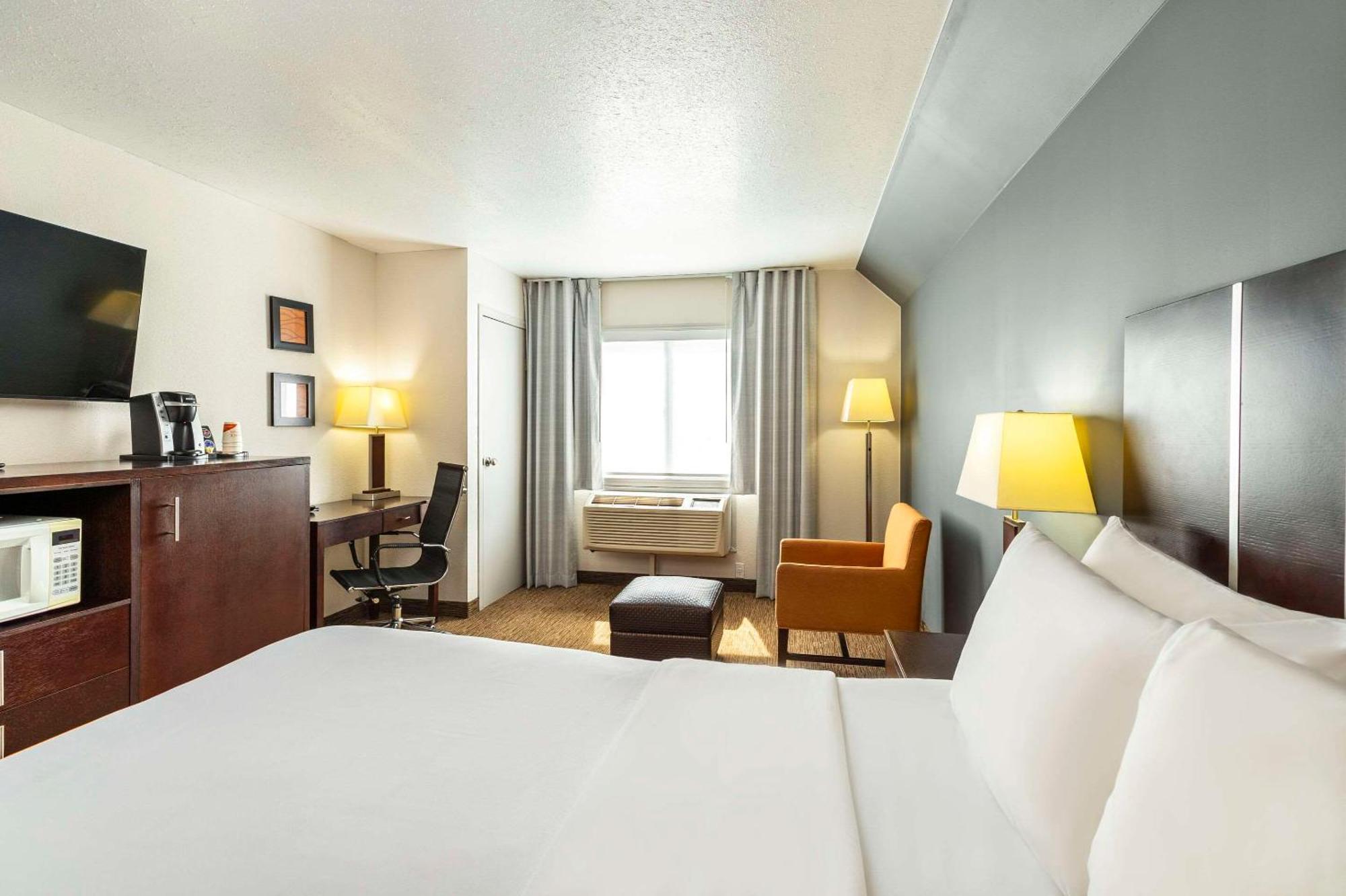 Comfort Inn & Suites Йорктон Екстер'єр фото