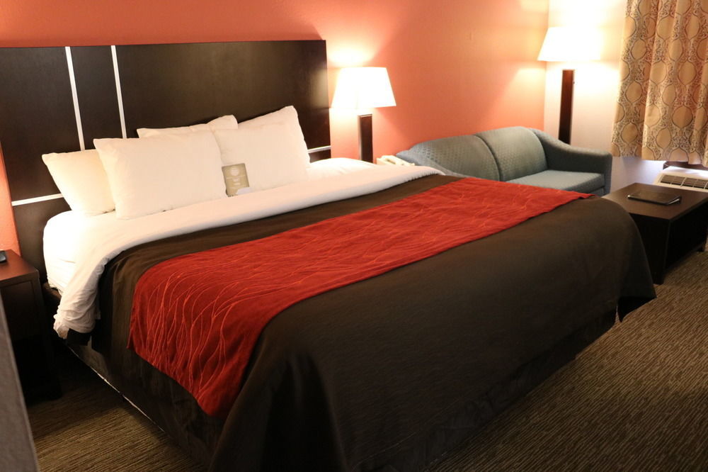 Comfort Inn & Suites Йорктон Екстер'єр фото