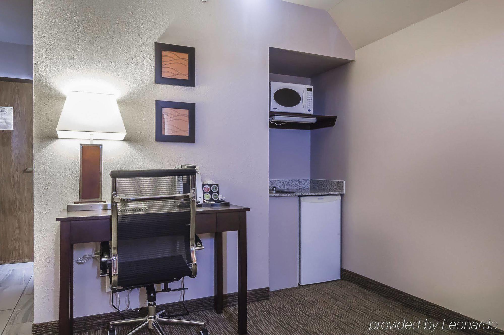 Comfort Inn & Suites Йорктон Екстер'єр фото